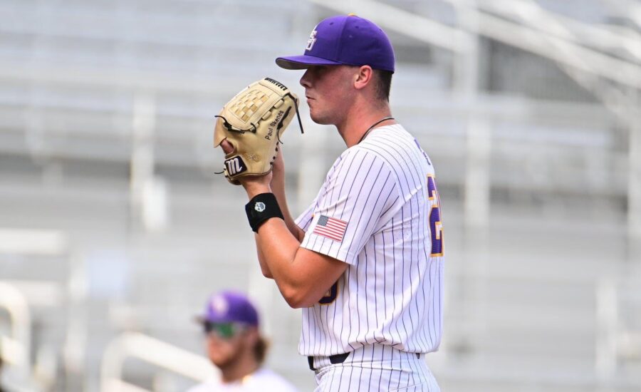 Key Players to Watch in NCAA Baseball: Prospects and Standout Performers